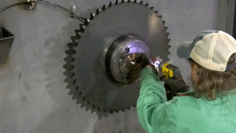 How to replace bearings and seals on a Marathon auger trash compactor tutorial video